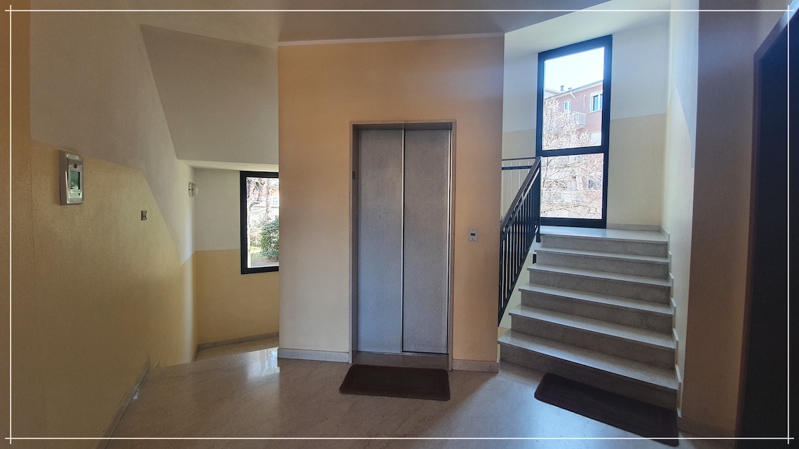ingresso condominiale