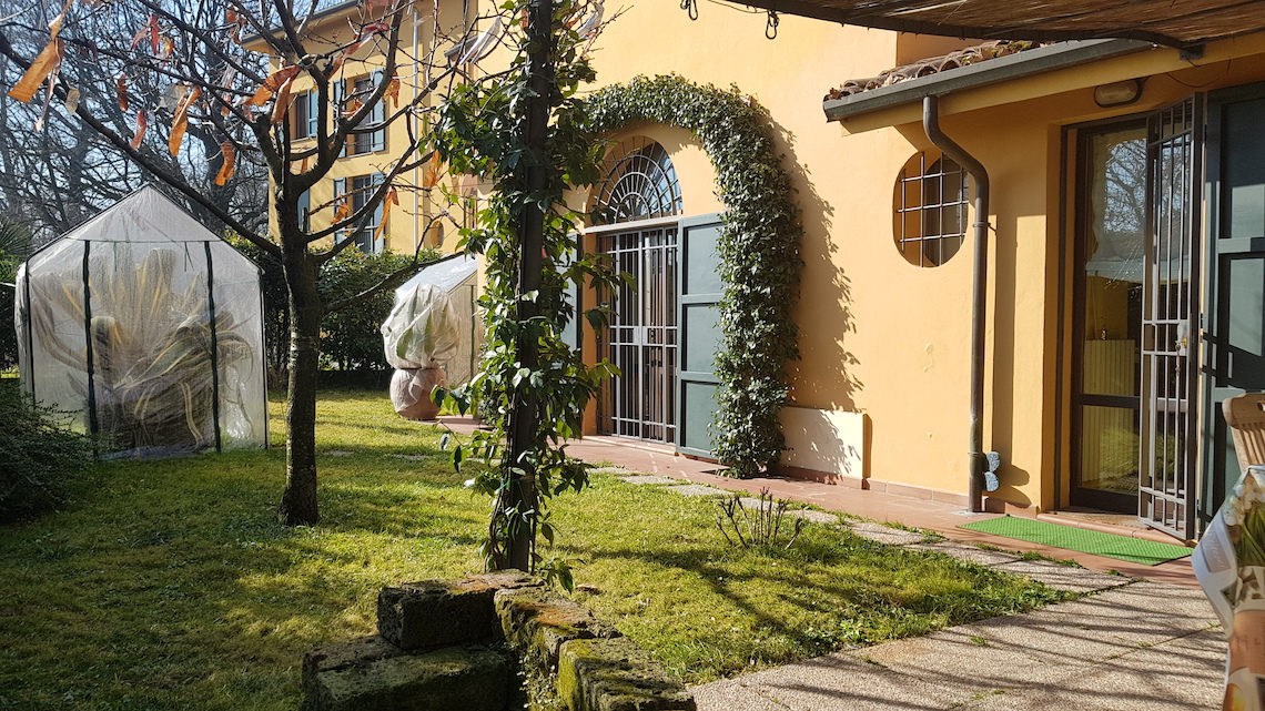 Casa indipendente cielo terra elegantemente rifinita